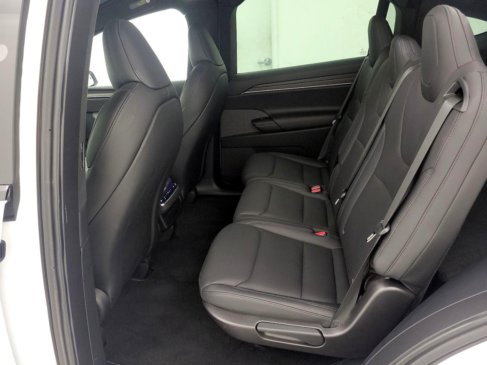 Rear Air Conditioning