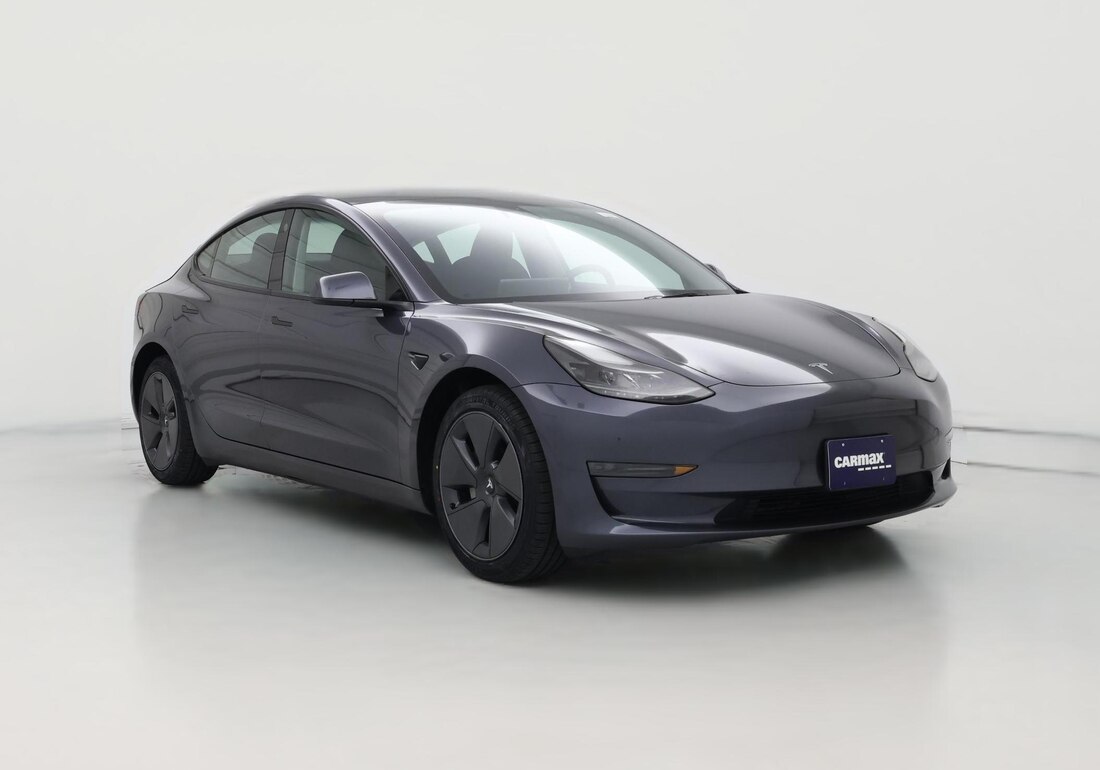 2023 Tesla Model 3 Rear-Wheel Drive in Gray — CarMax photo