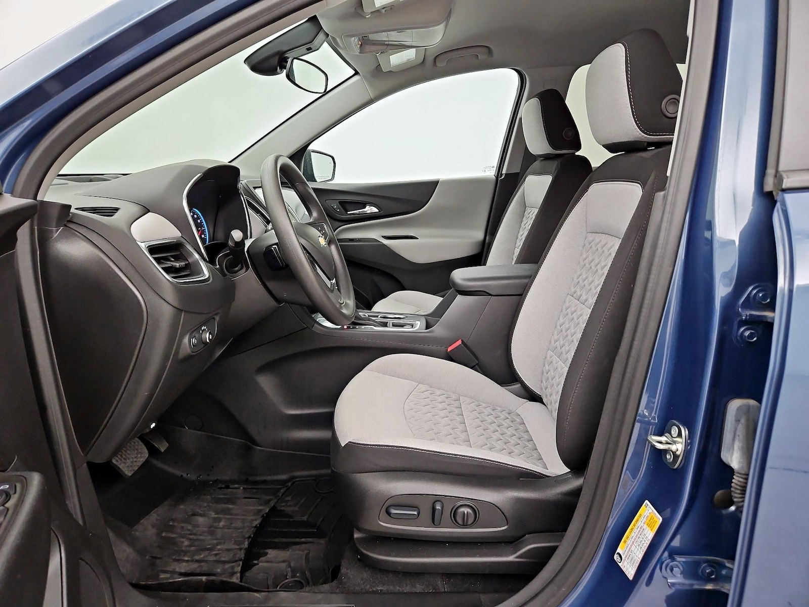 Power Seat(s) & Side Airbags