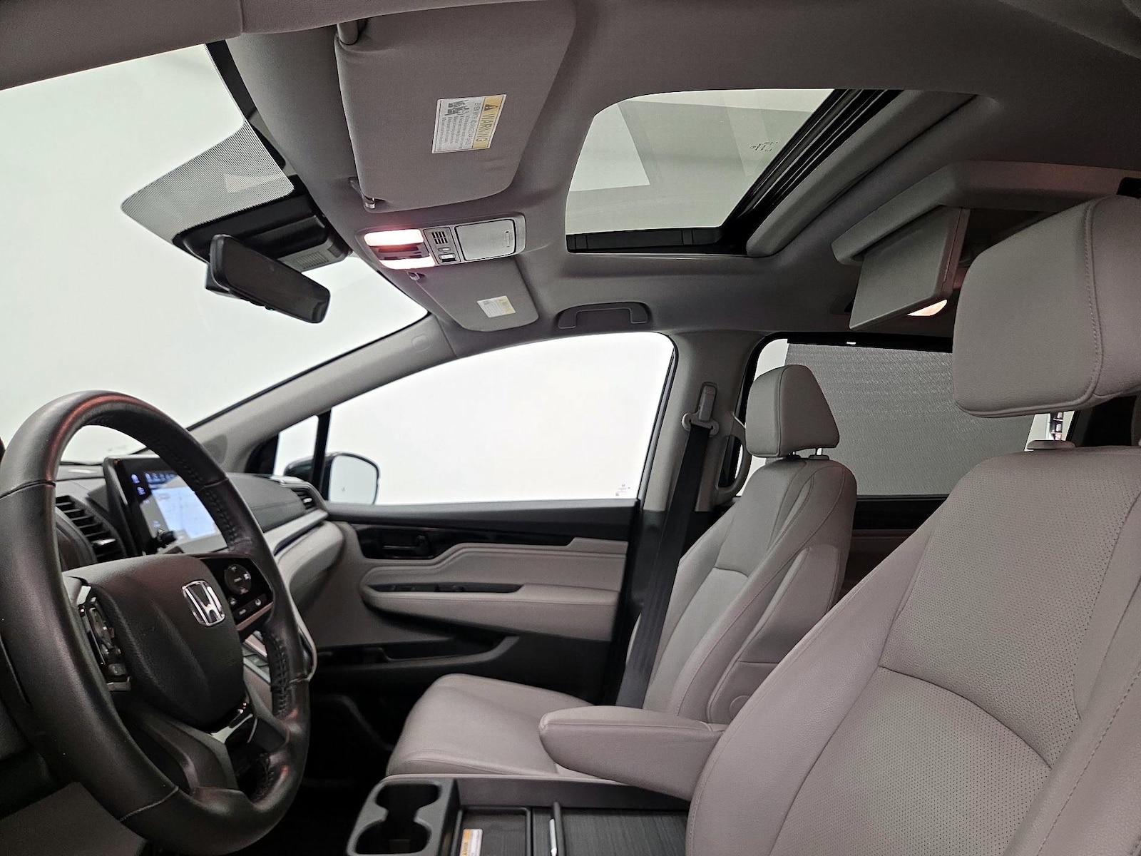 Sunroof(s) & Overhead Airbags