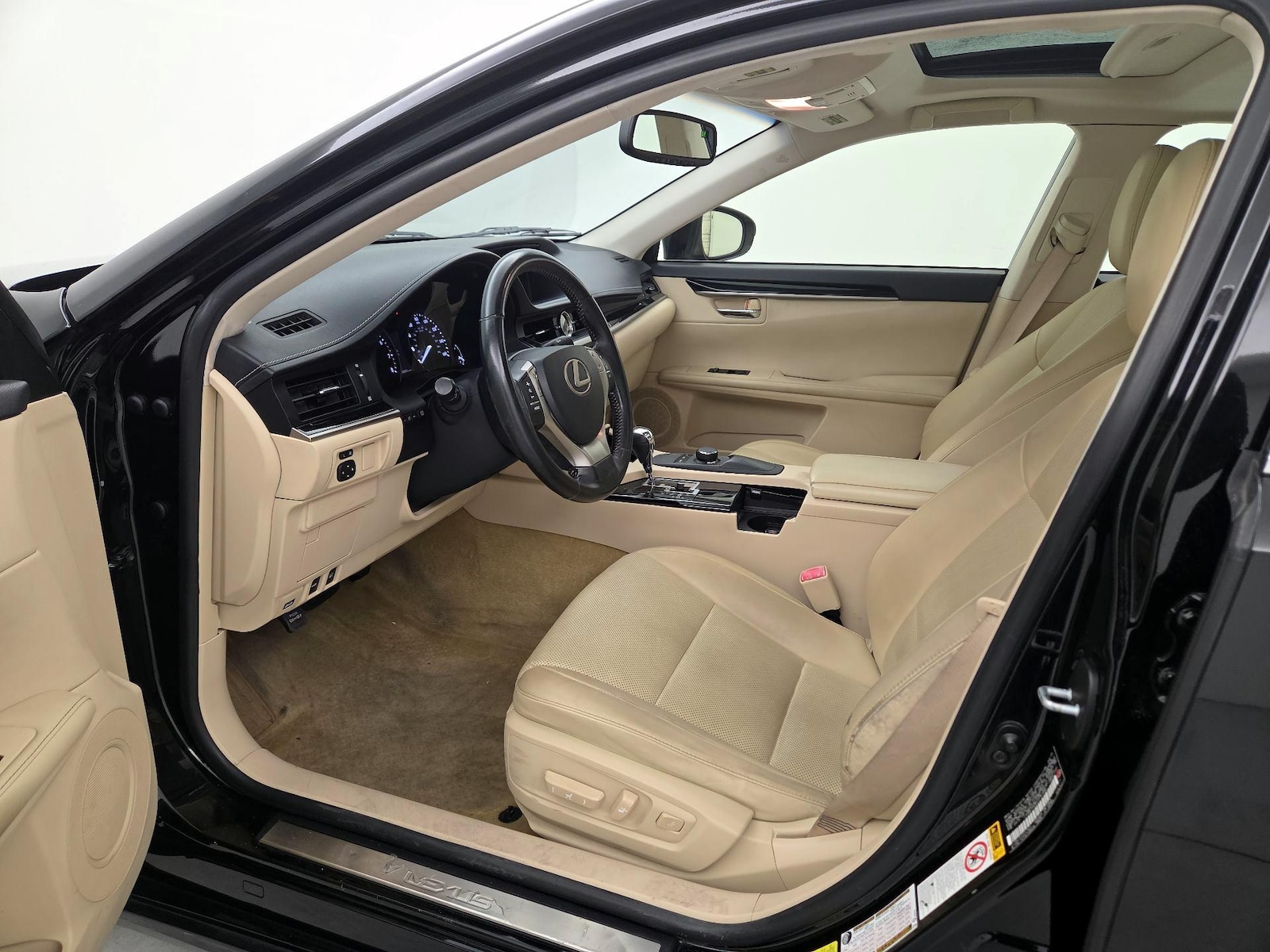Power Seat(s) & Side Airbags