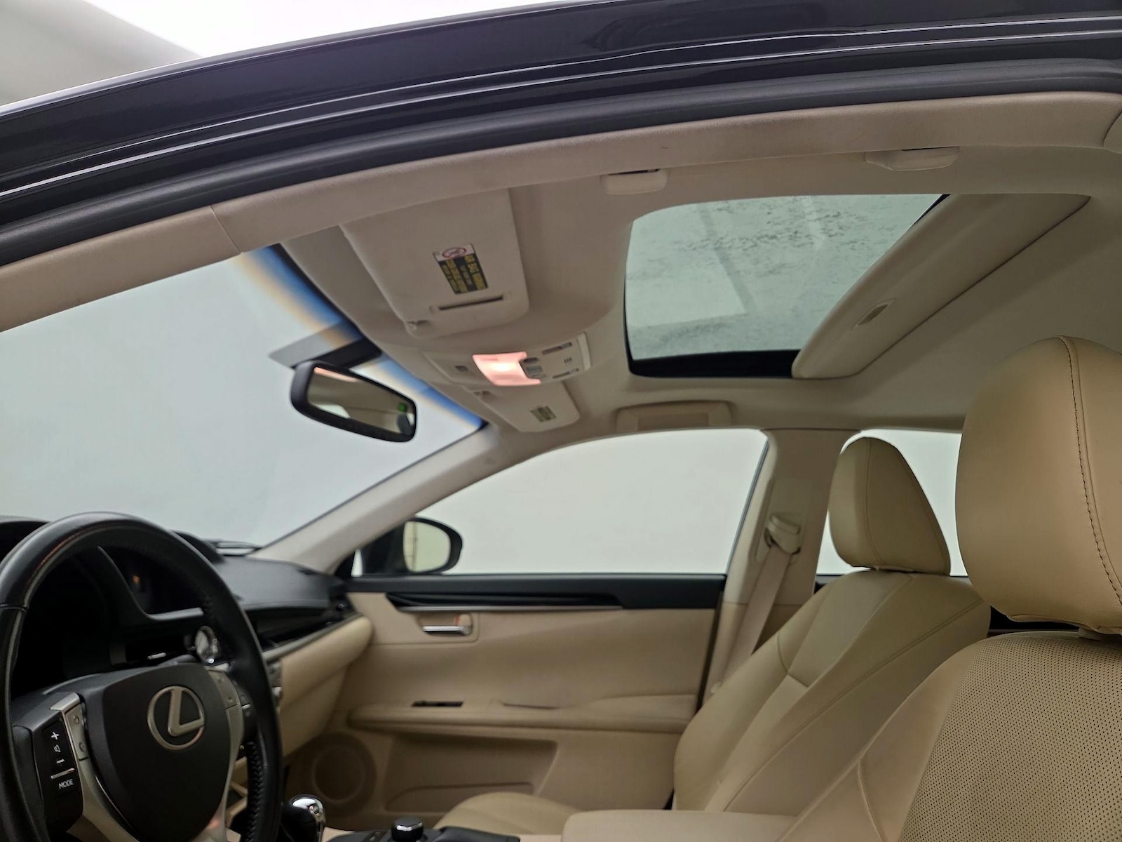 Sunroof(s) & Overhead Airbags