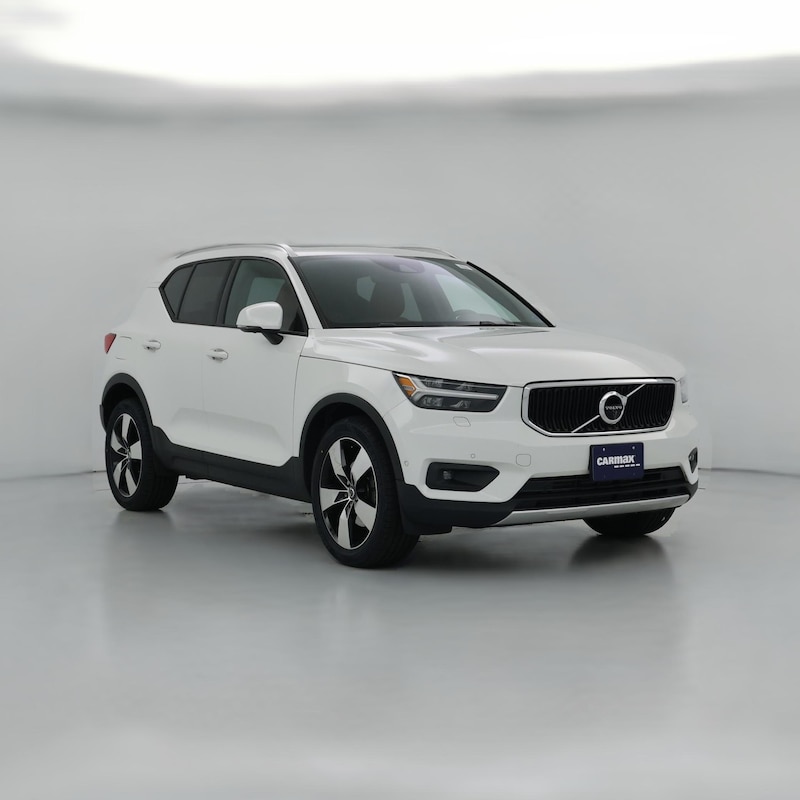 2019 Volvo XC40 T5 Momentum