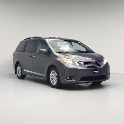 2017 Toyota Sienna XLE