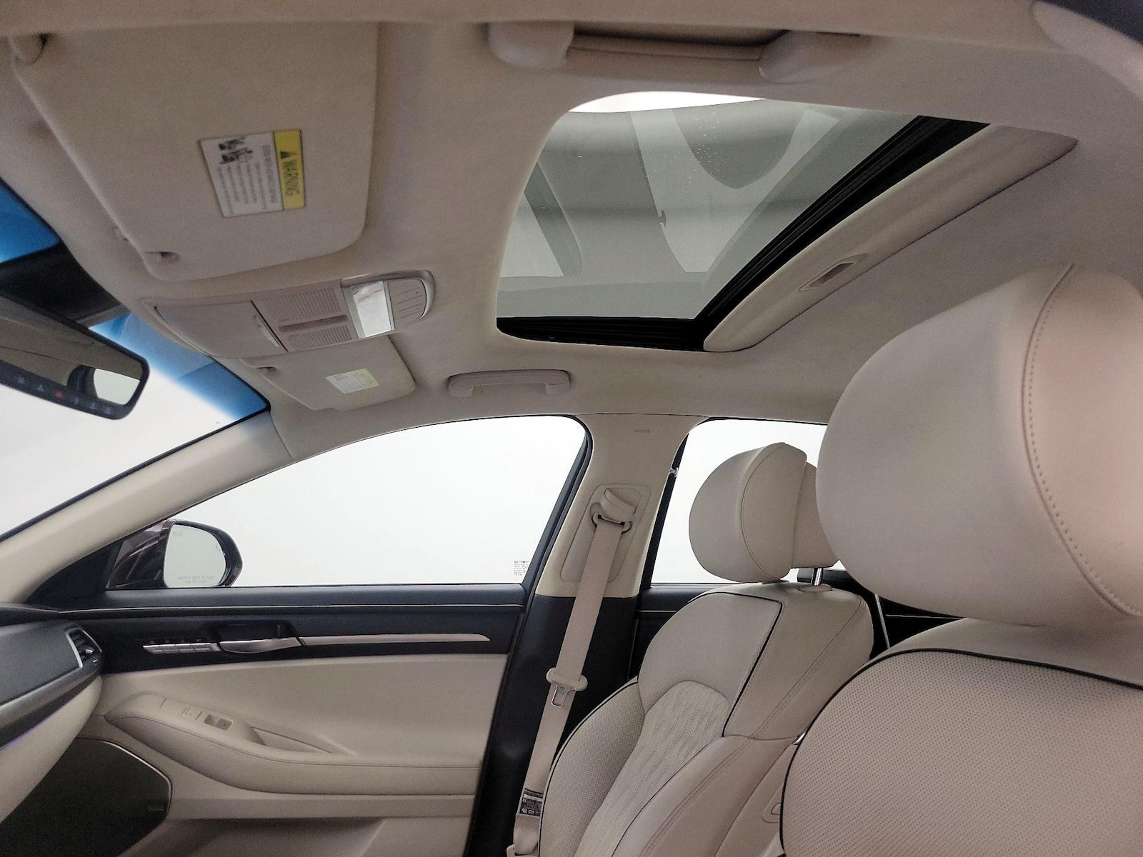 Sunroof(s) & Overhead Airbags
