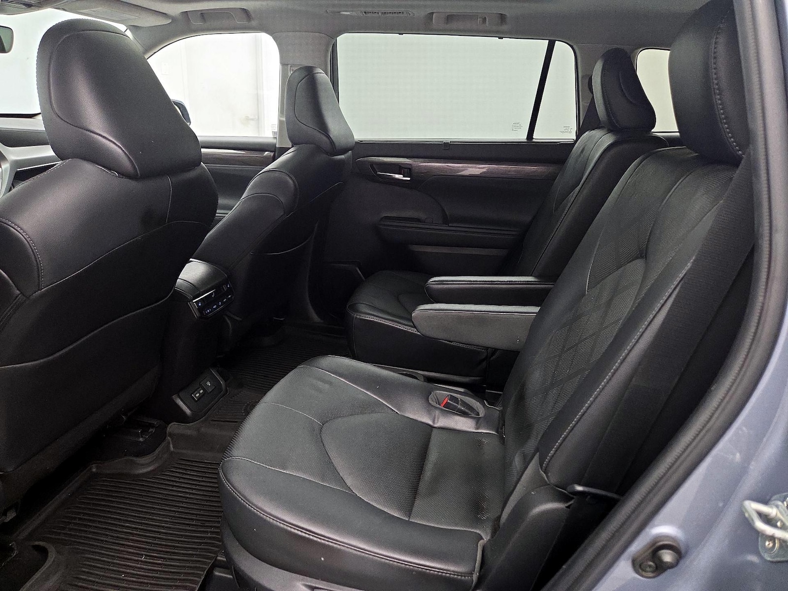 Rear Air Conditioning