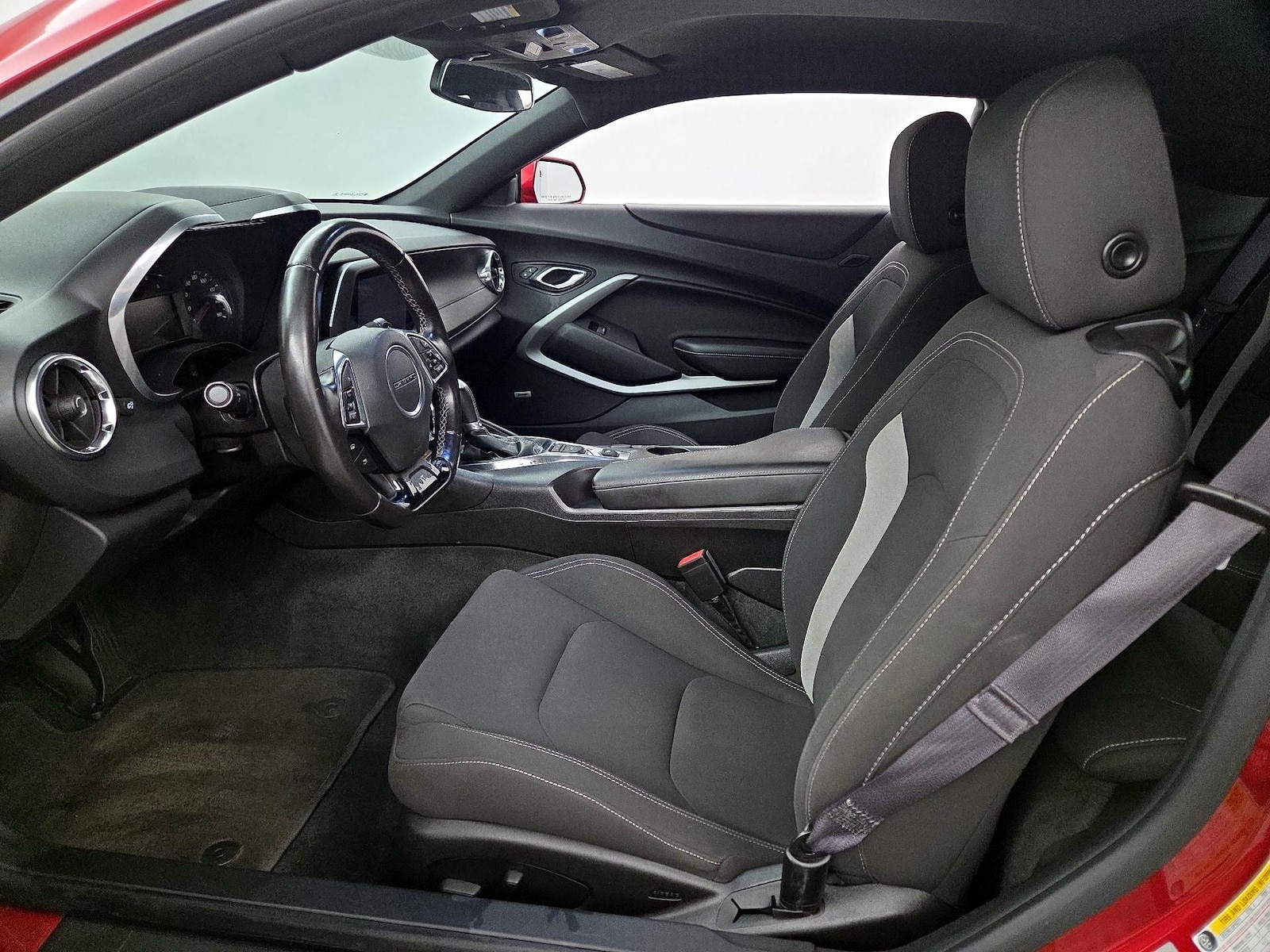 Power Seat(s) & Side Airbags