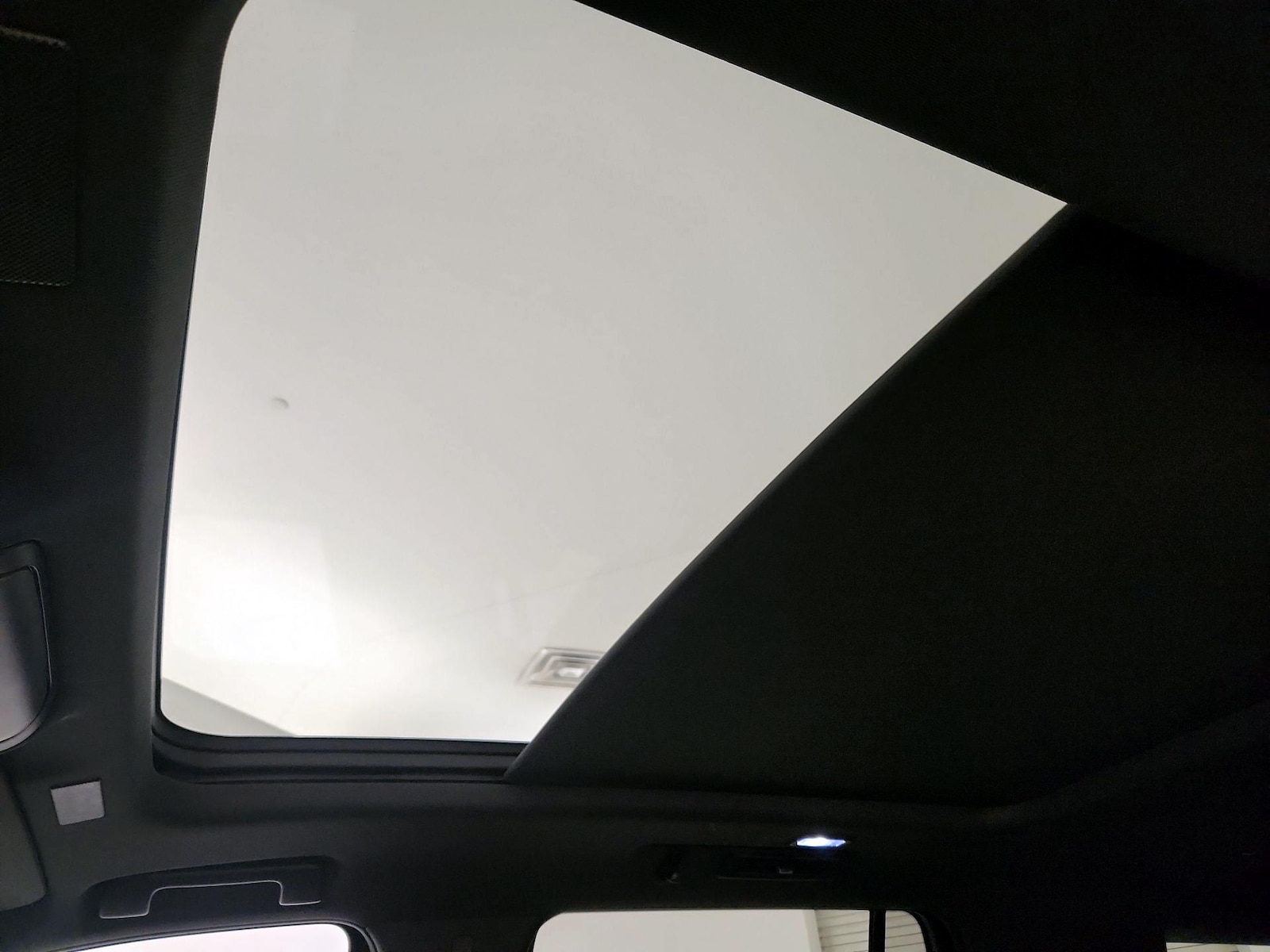 Panoramic Sunroof