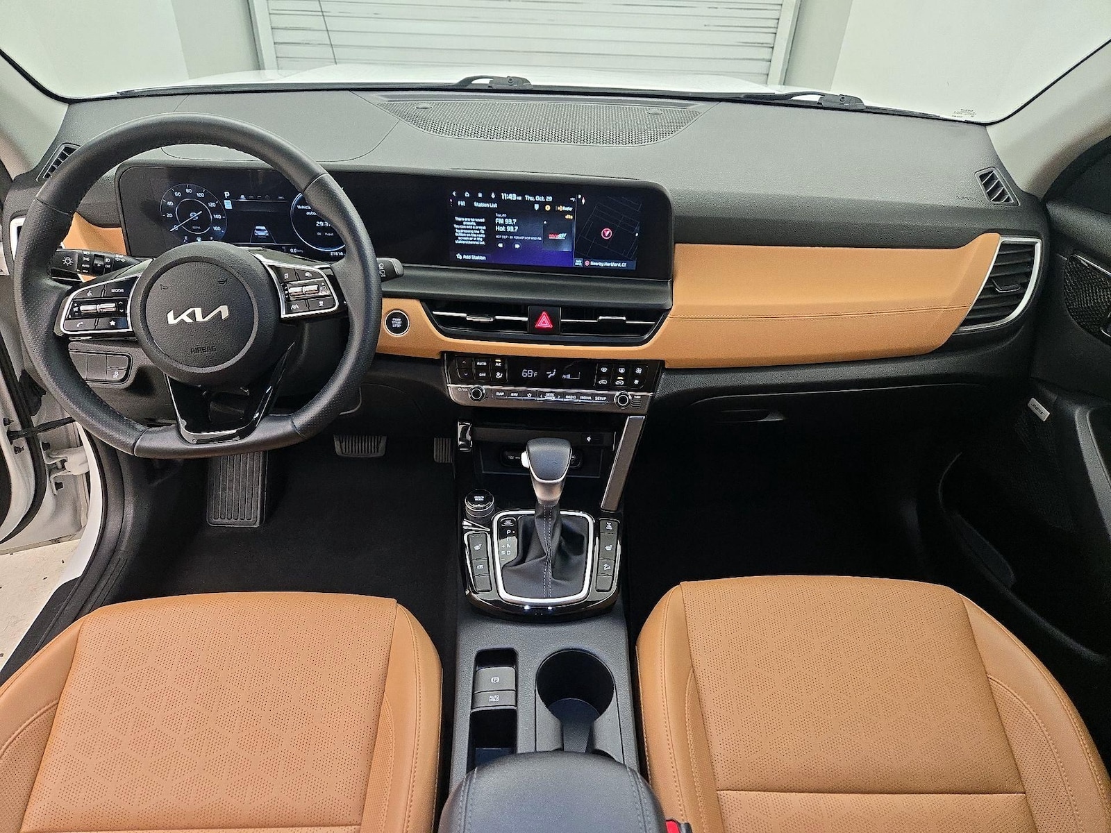 Apple CarPlay® & Android Auto™