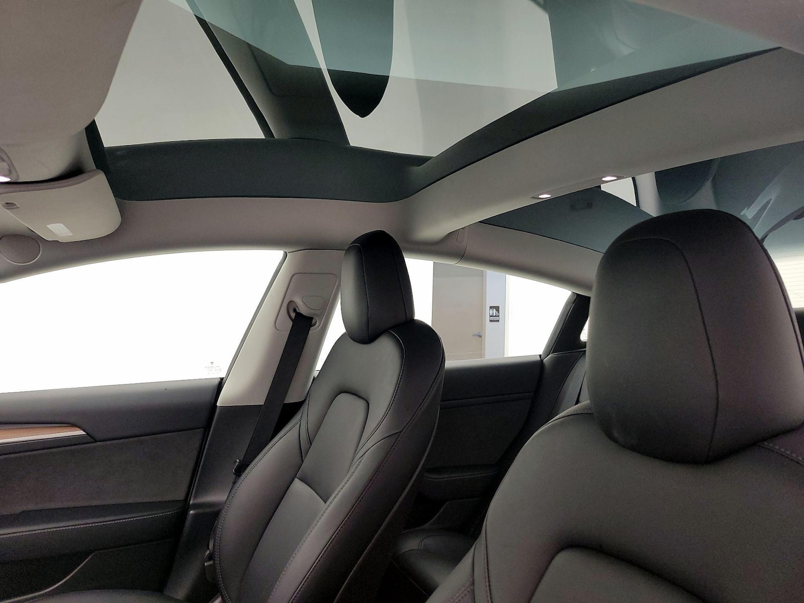 Skylight(s) & Overhead Airbags