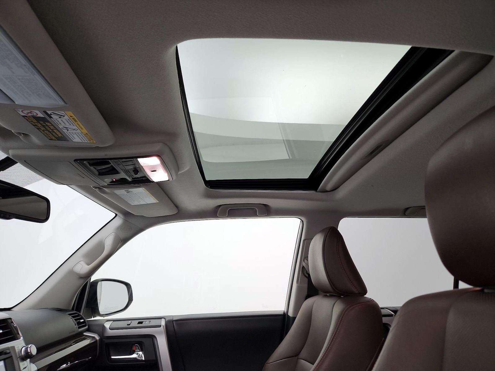 Sunroof(s) & Overhead Airbags