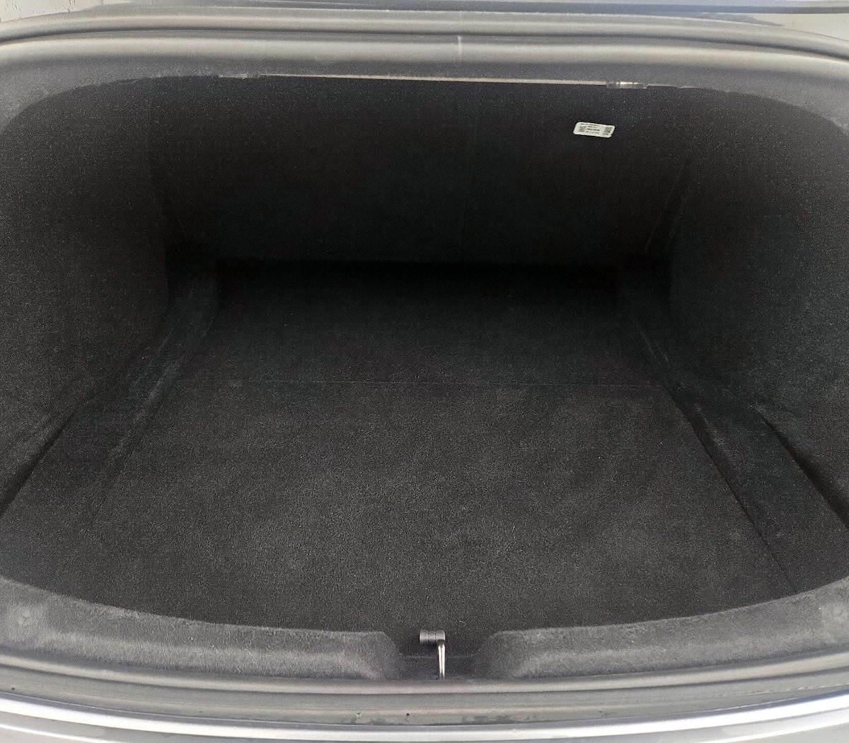 Trunk/Cargo (Seats Up)
