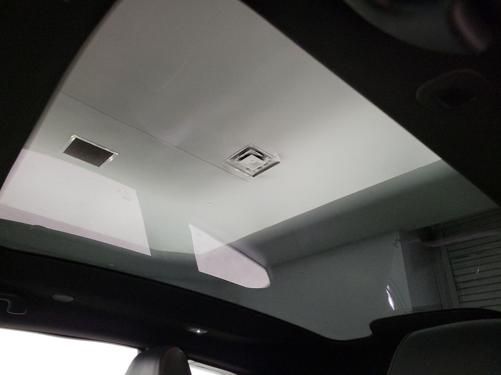 Skylight(s) & Overhead Airbags