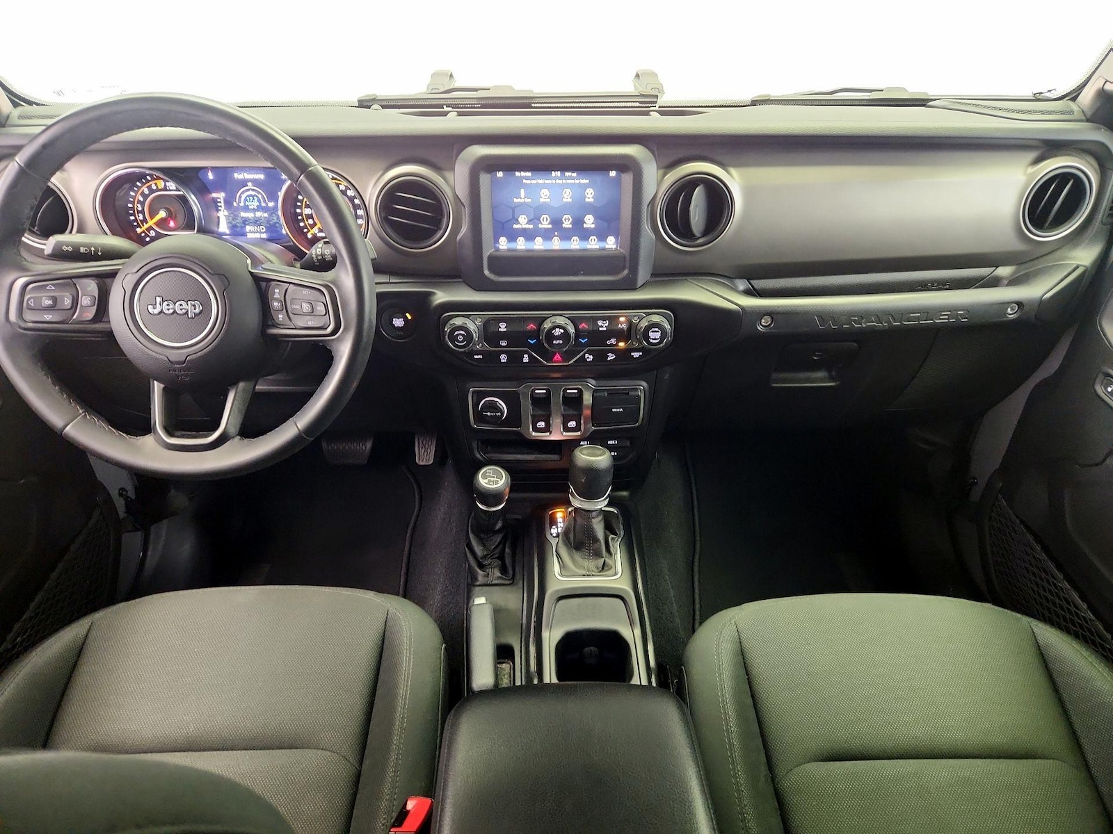 Apple CarPlay® & Android Auto™
