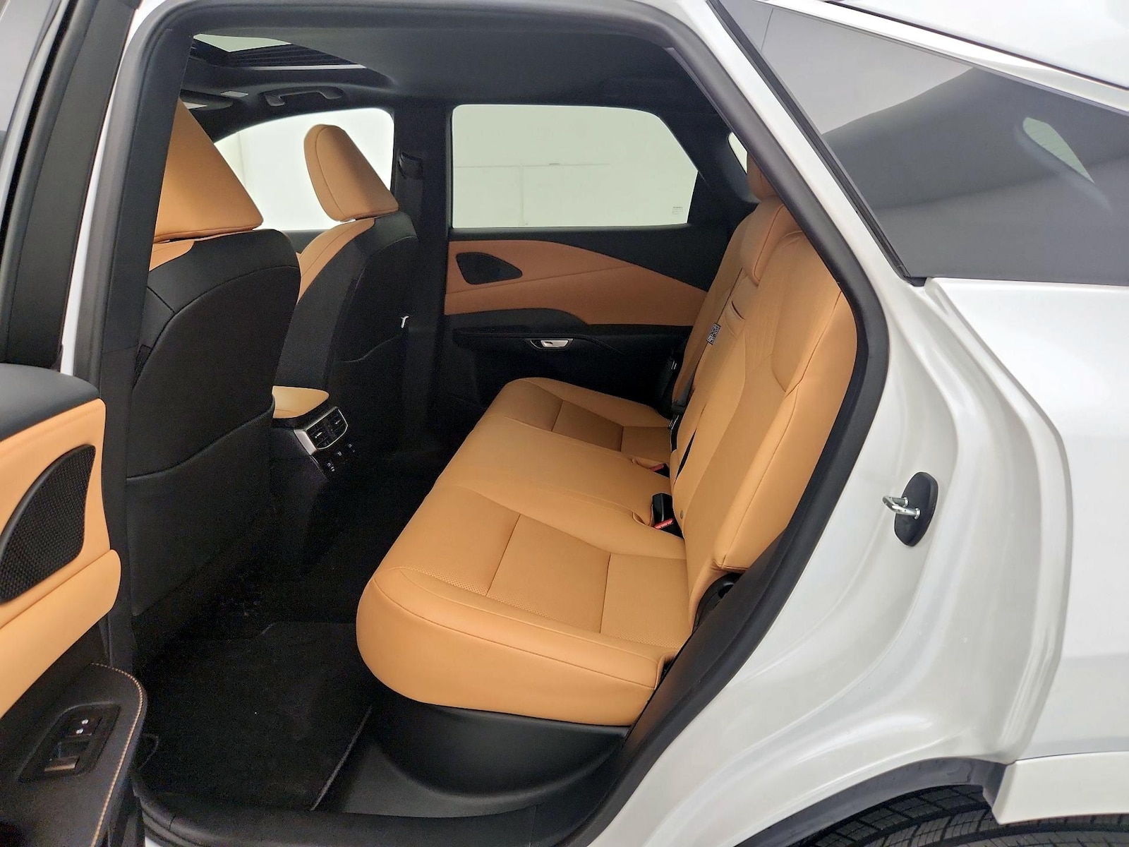 Rear Air Conditioning