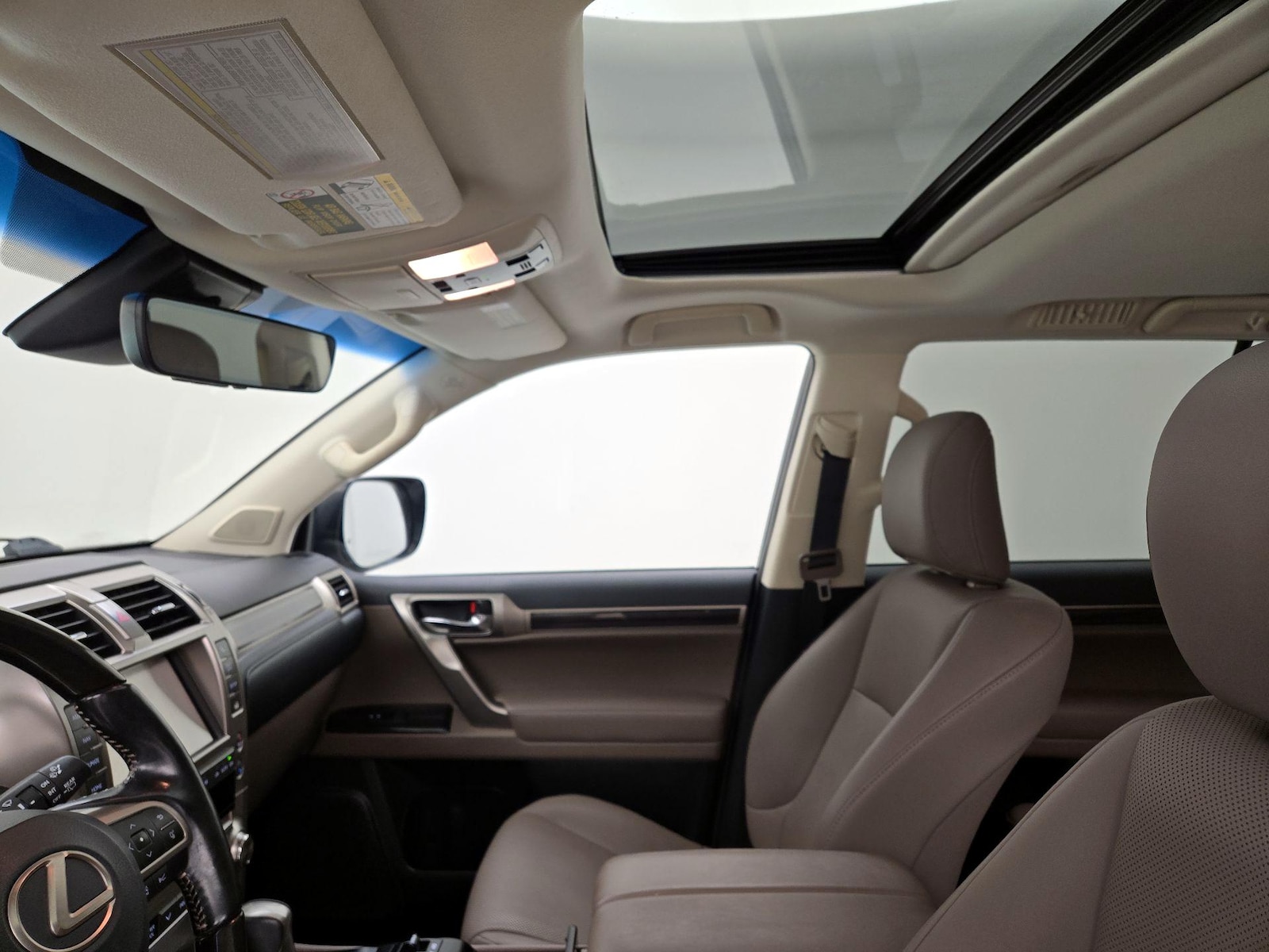 Sunroof(s) & Overhead Airbags