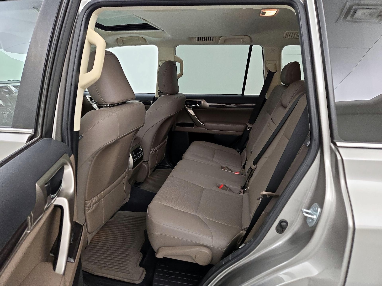 Rear Air Conditioning