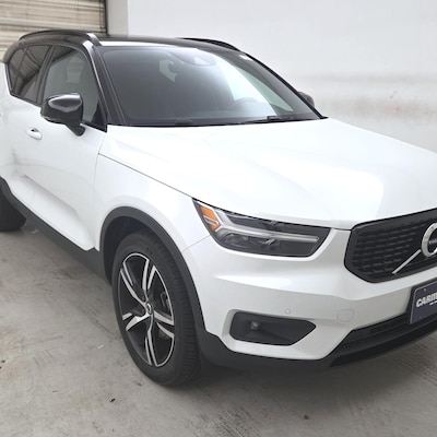 2021 Volvo XC40 T5 R-Design