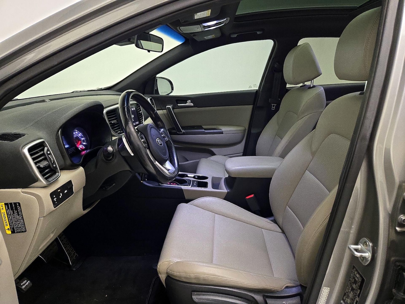 Side Airbags & Leatherette Seats