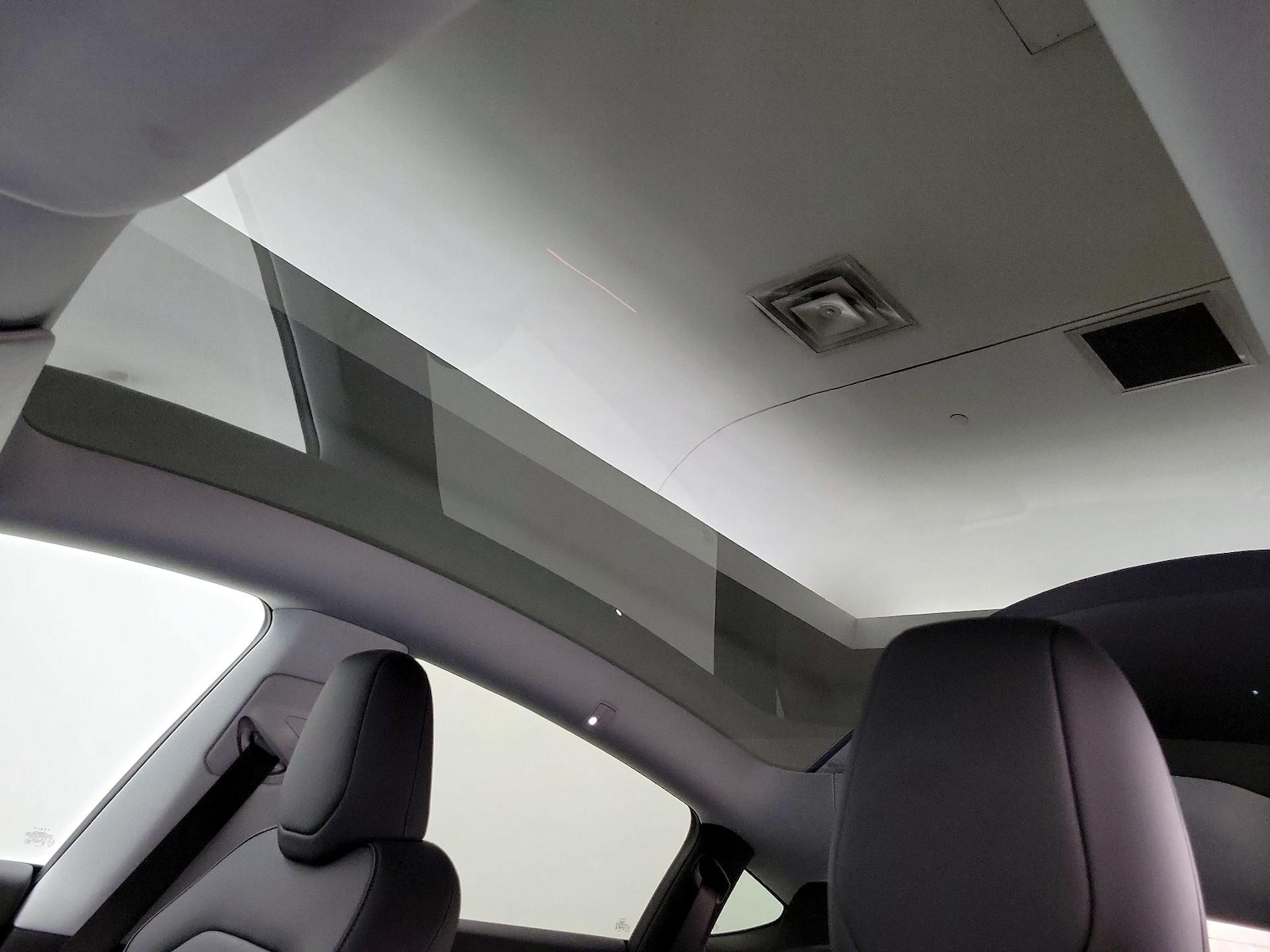 Skylight(s) & Overhead Airbags