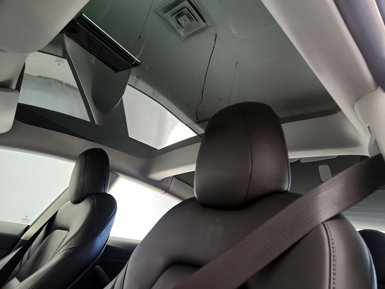 Skylight(s) & Overhead Airbags