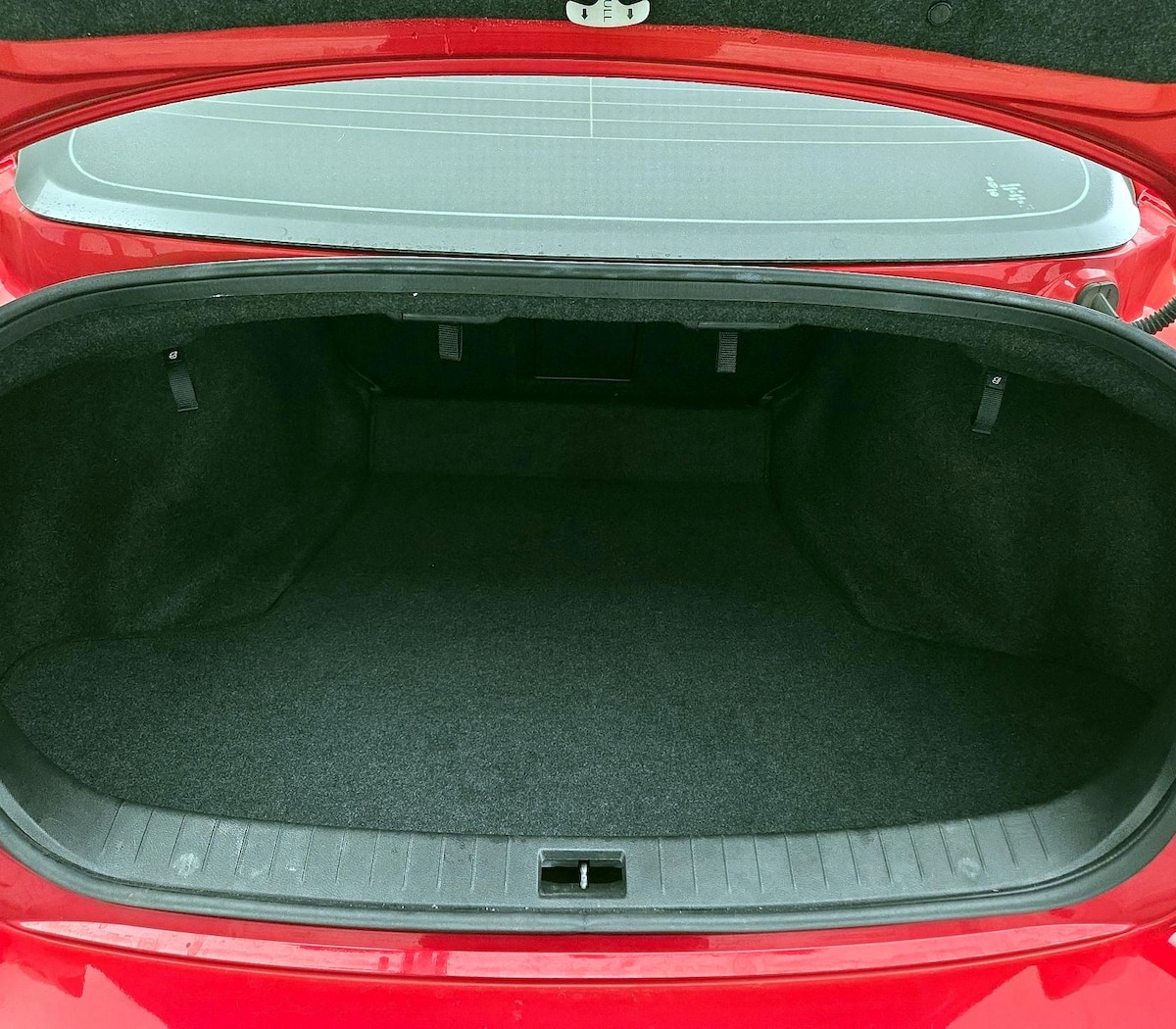 Trunk/Cargo (Seats Up)