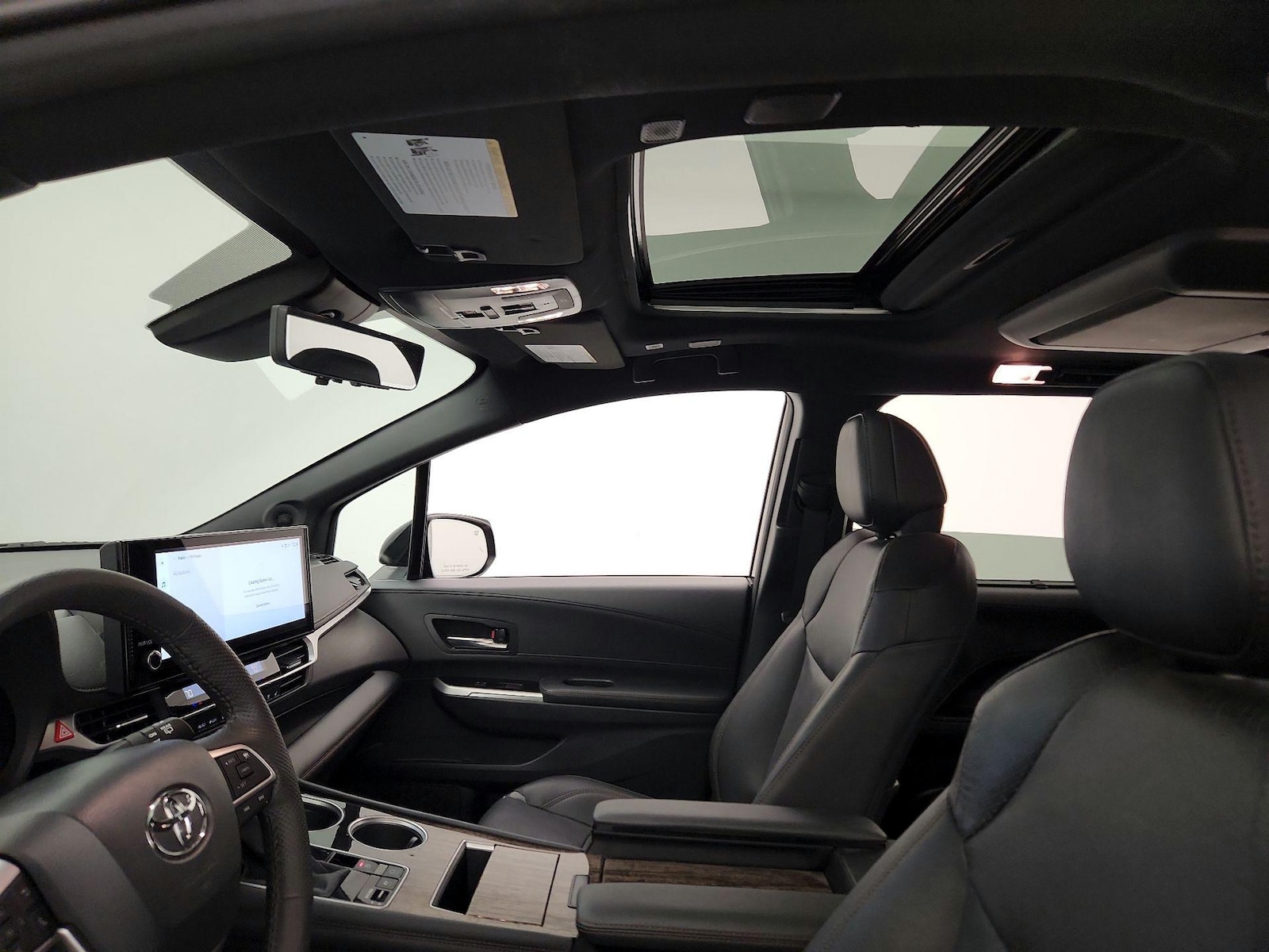 Sunroof(s) & Overhead Airbags