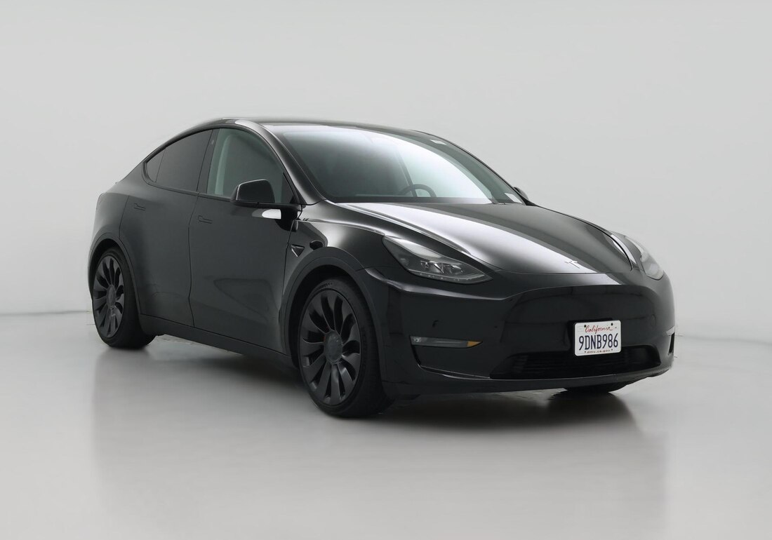2022 Tesla Model Y Performance All-Wheel Drive in Black — CarMax photo