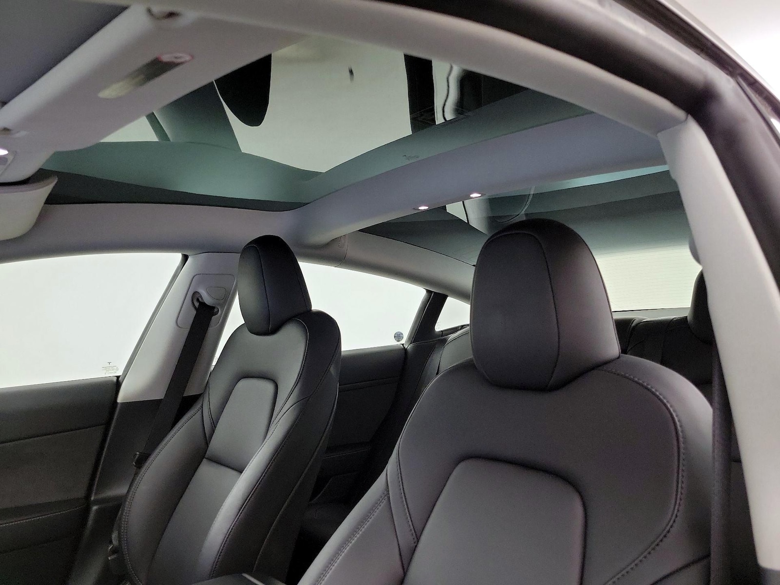 Skylight(s) & Overhead Airbags