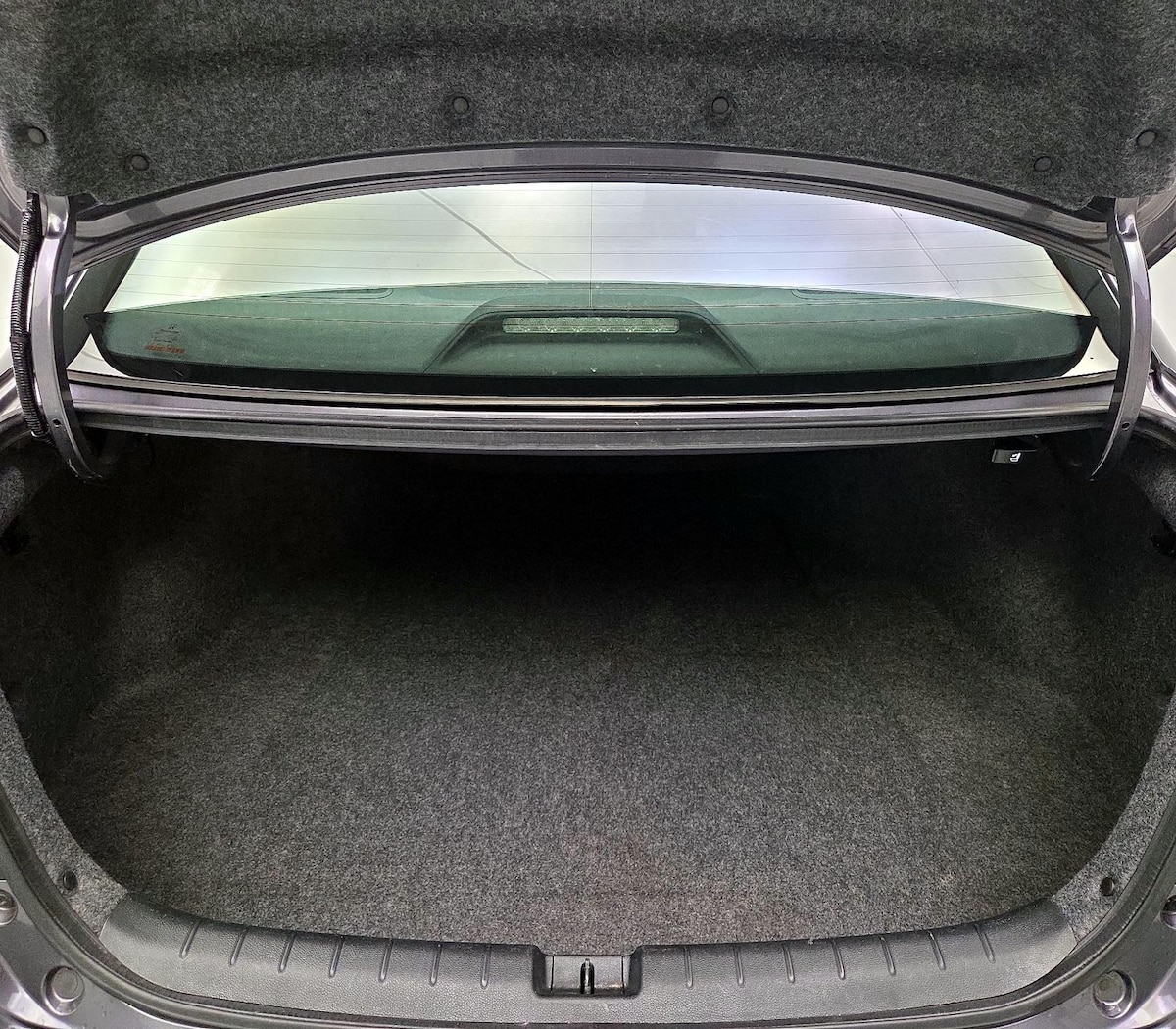 Trunk/Cargo (Seats Up)