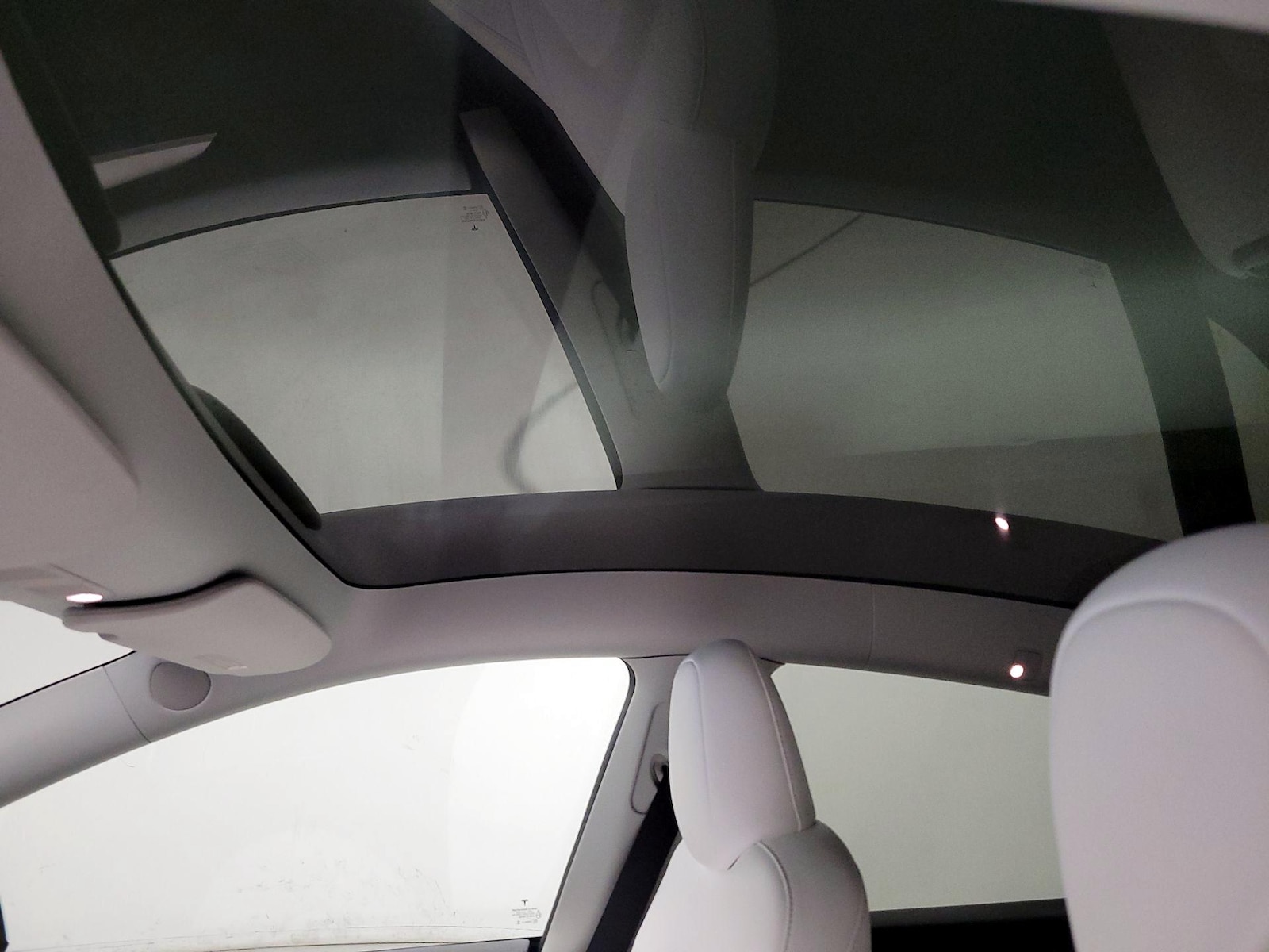 Skylight(s) & Overhead Airbags
