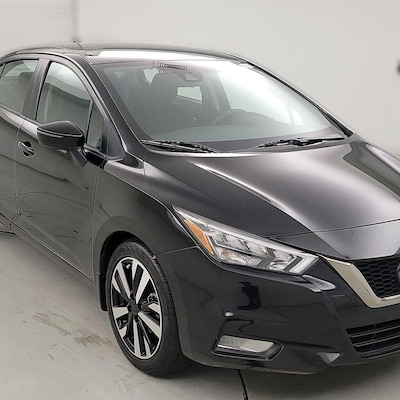 2021 Nissan Versa SR
