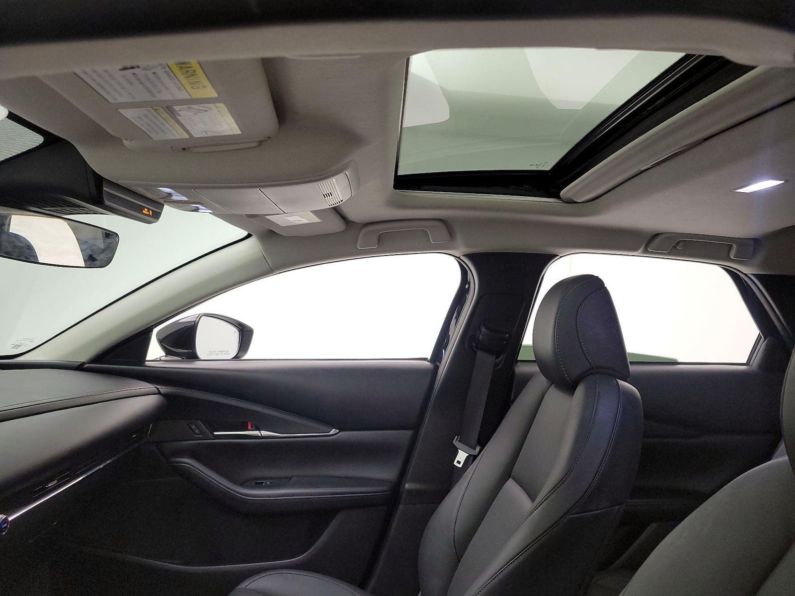 Sunroof(s) & Overhead Airbags