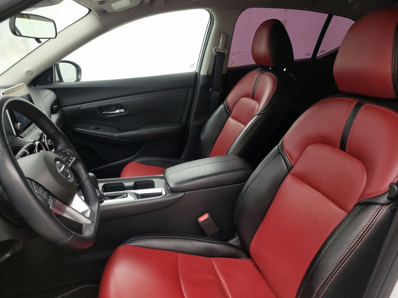 Leather Seats & Side Airbags