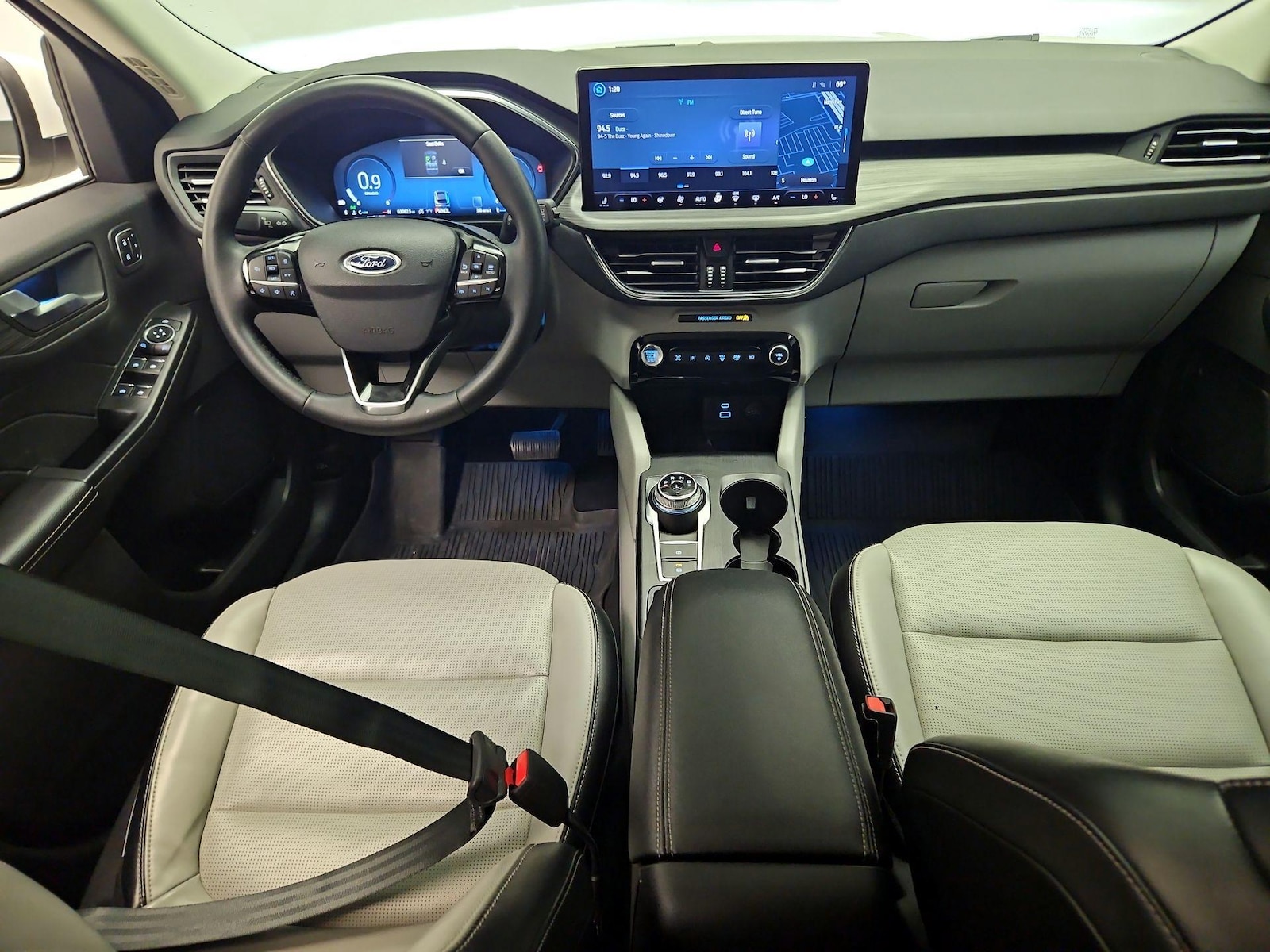 Apple CarPlay® & Android Auto™