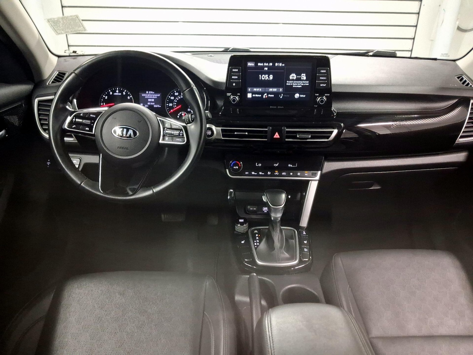 Apple CarPlay® & Android Auto™