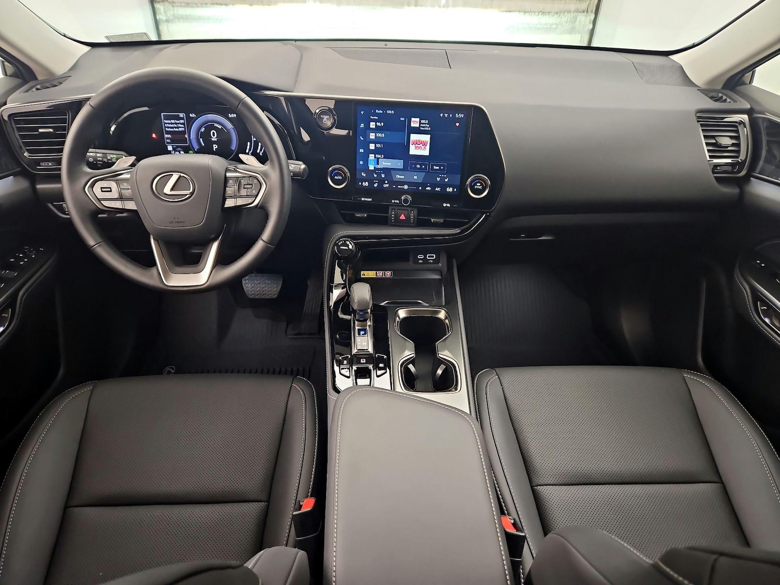 Apple CarPlay® & Android Auto™