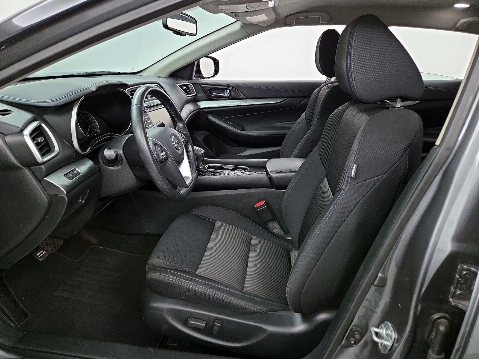 Power Seat(s) & Side Airbags