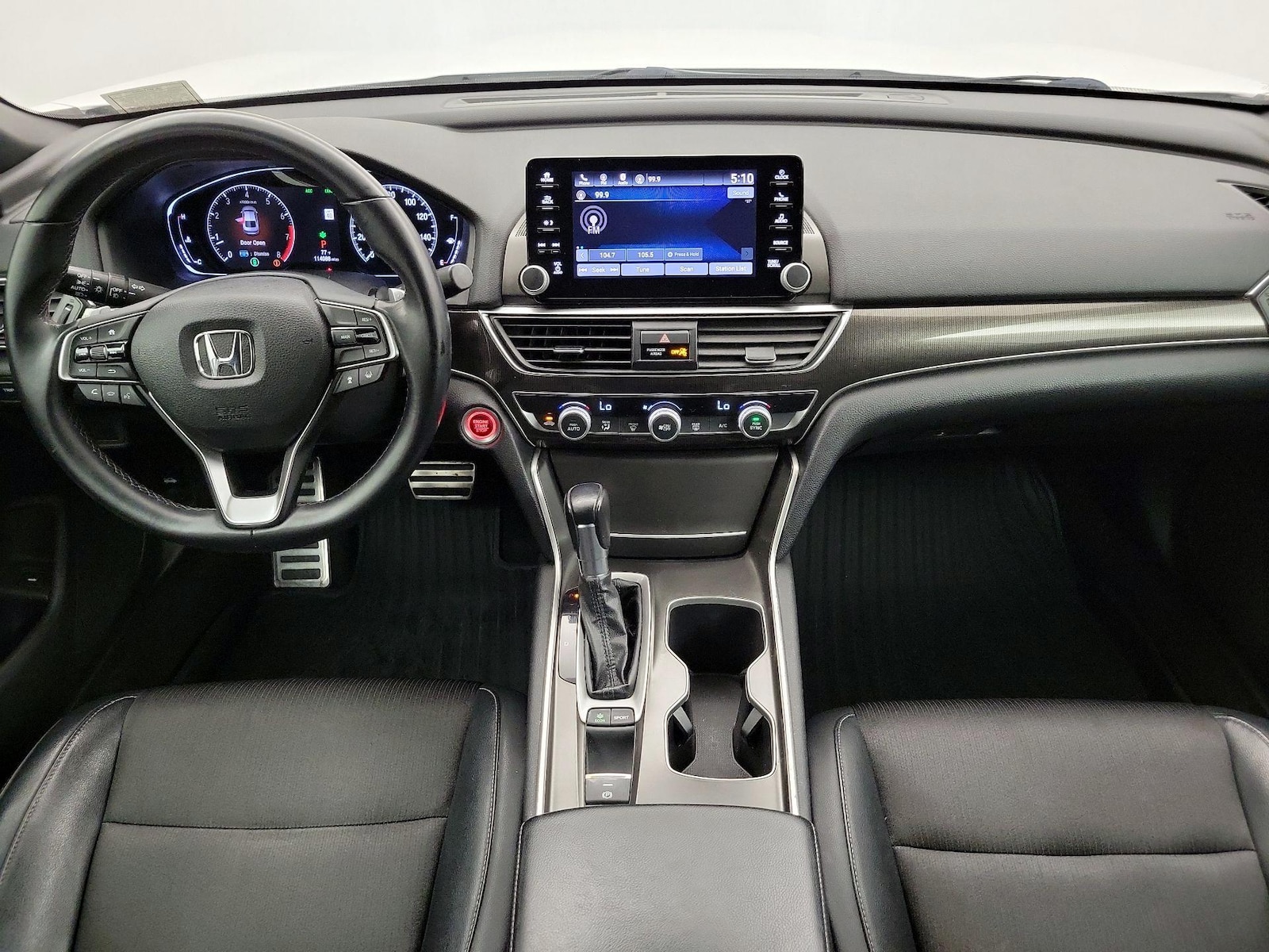 Apple CarPlay® & Android Auto™