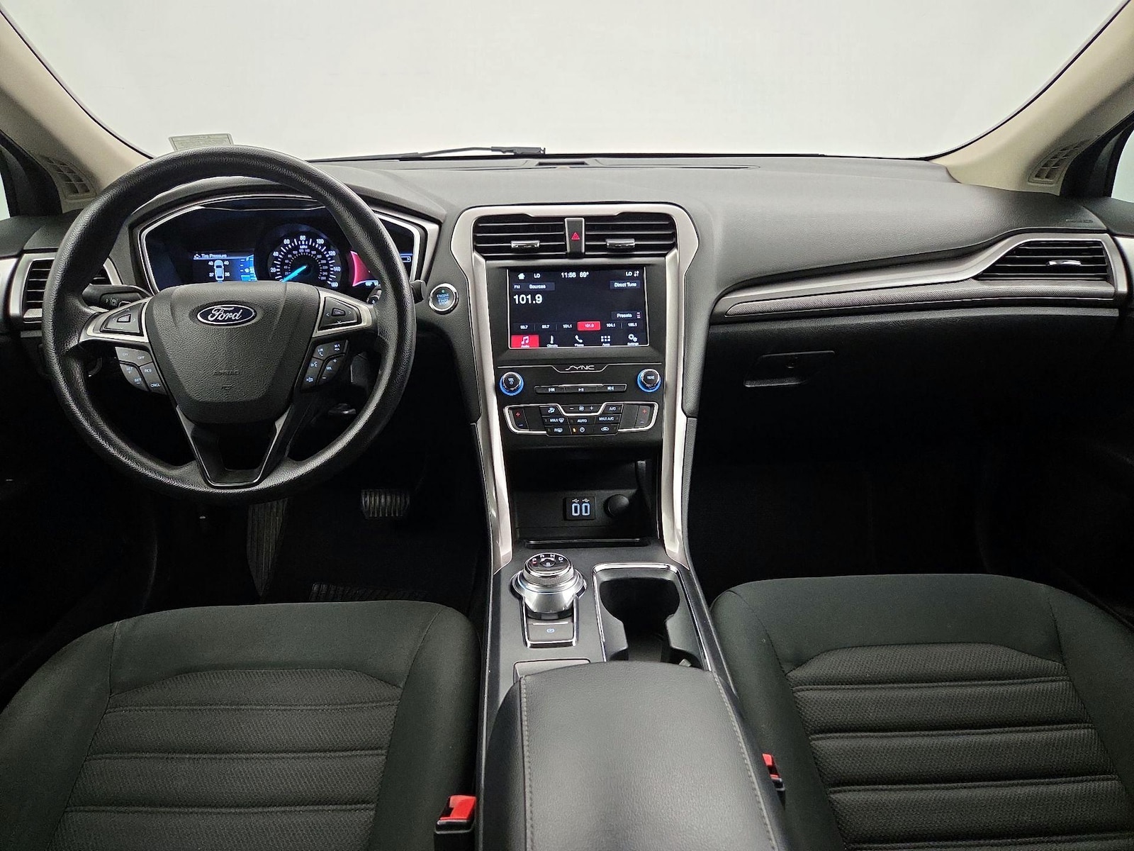 Apple CarPlay® & Android Auto™