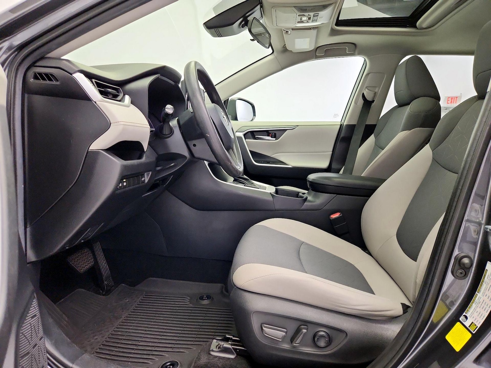 Power Seat(s) & Side Airbags