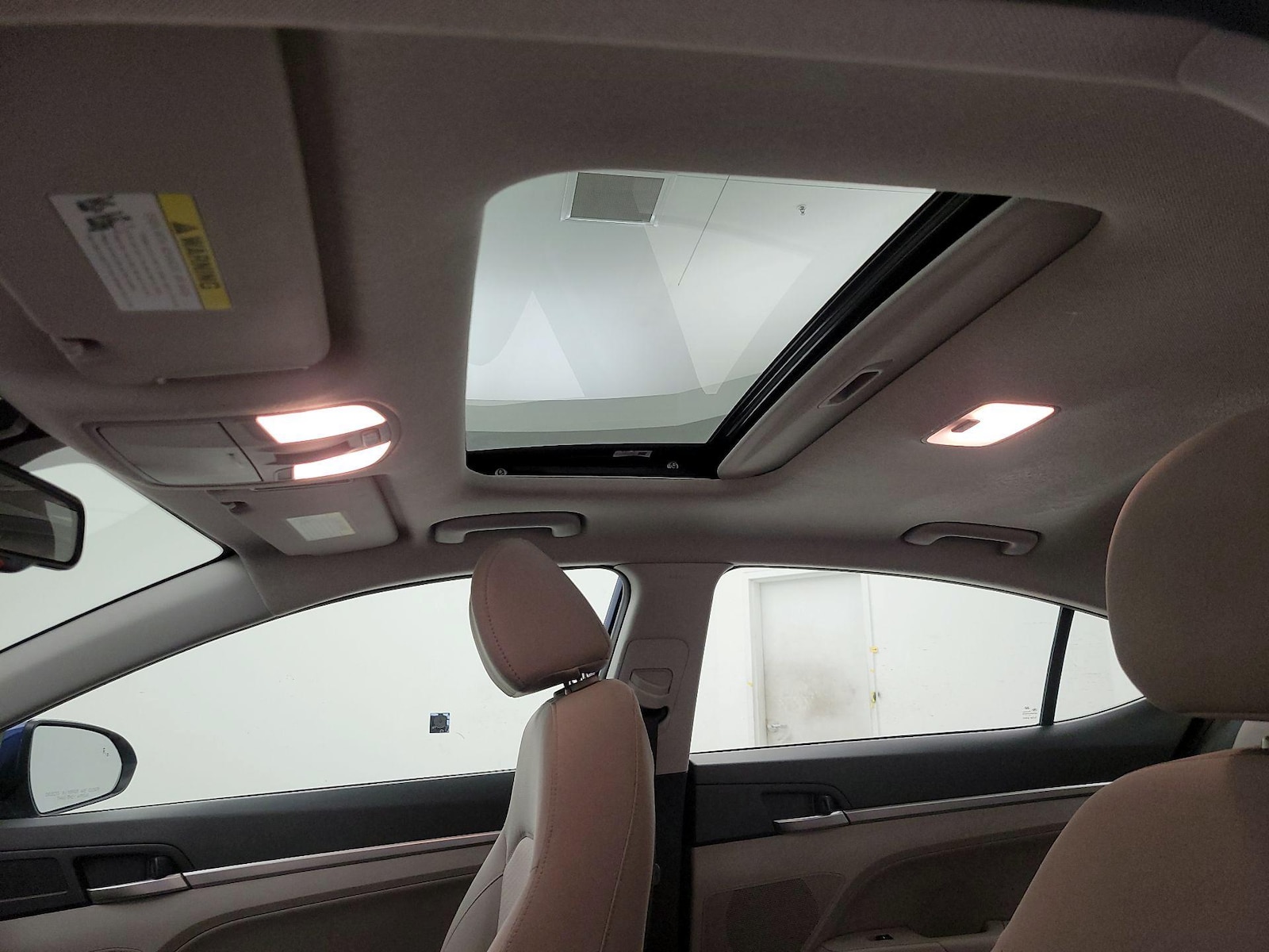 Sunroof(s) & Overhead Airbags