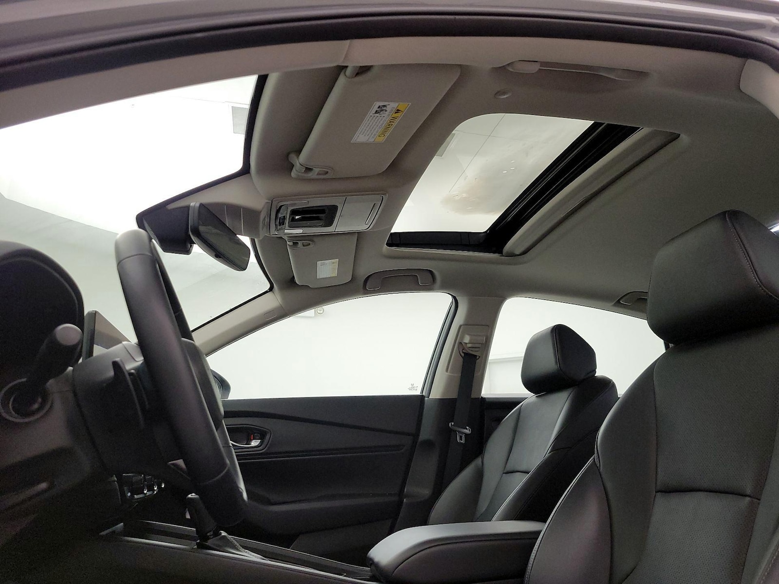 Sunroof(s) & Overhead Airbags