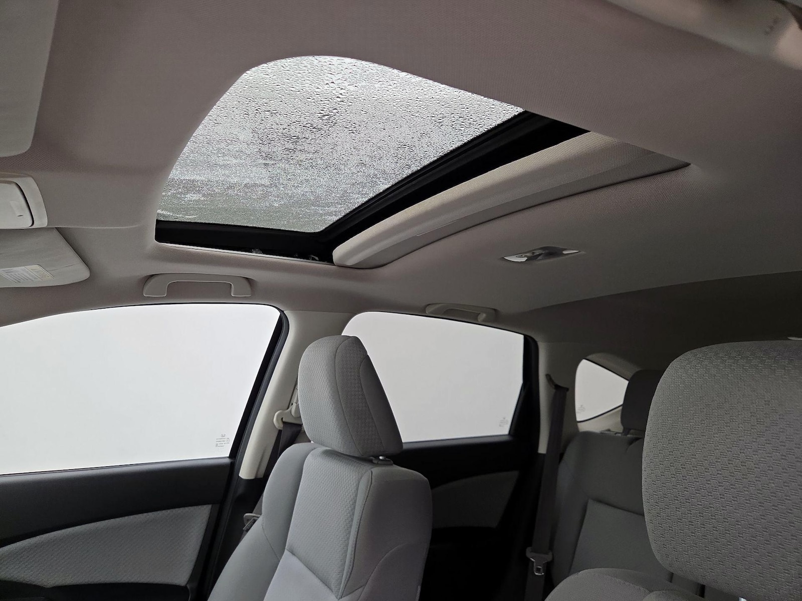Sunroof(s) & Overhead Airbags