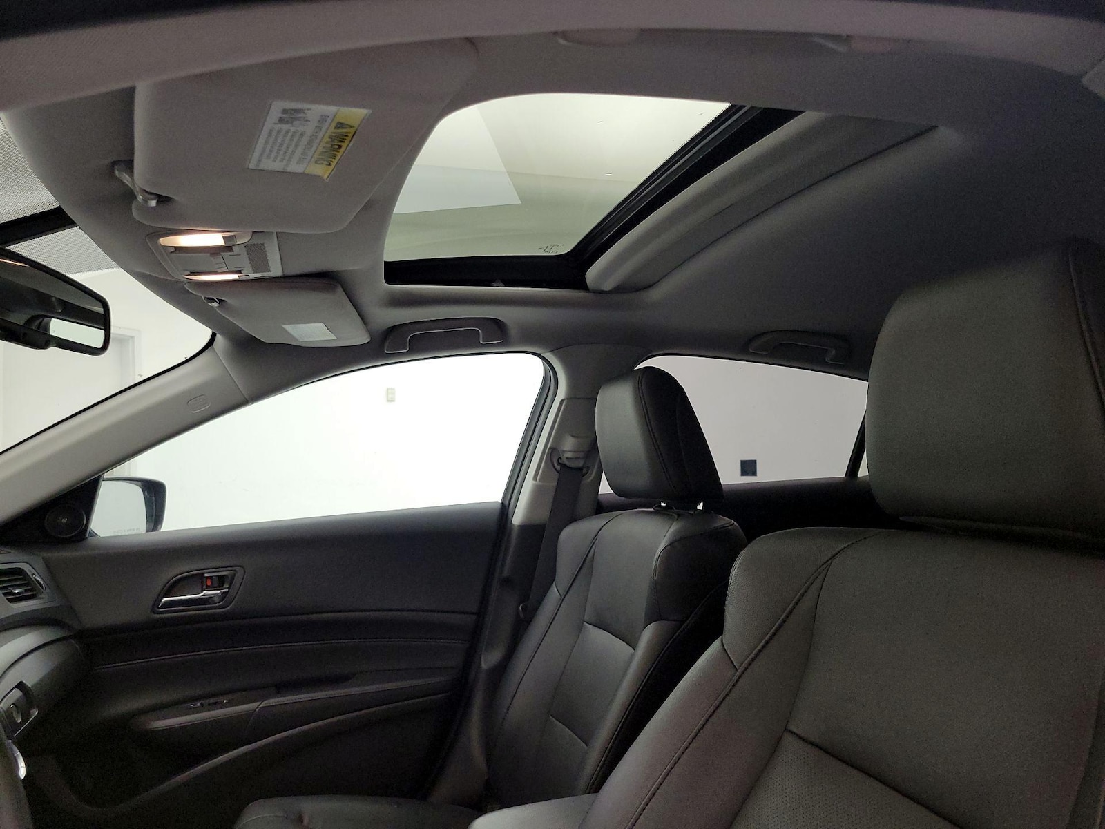 Sunroof(s) & Overhead Airbags