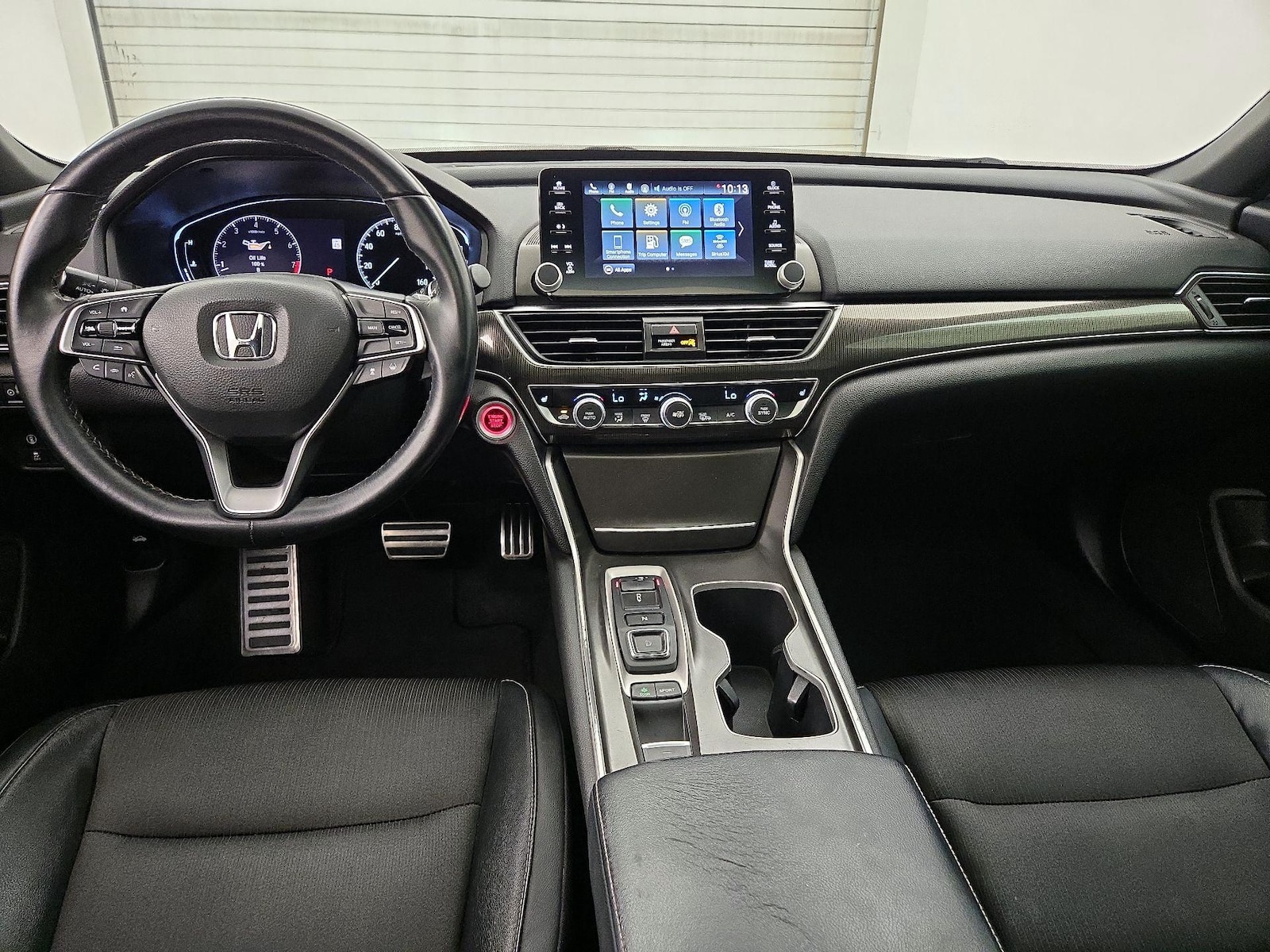 Apple CarPlay® & Android Auto™