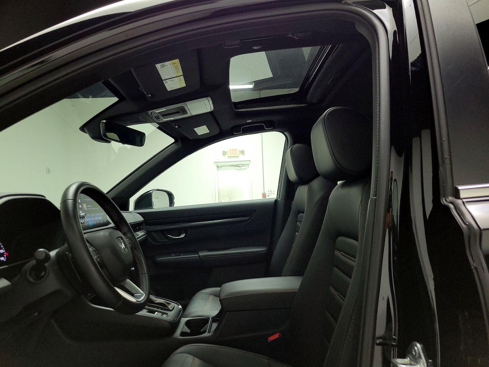 Sunroof(s) & Overhead Airbags