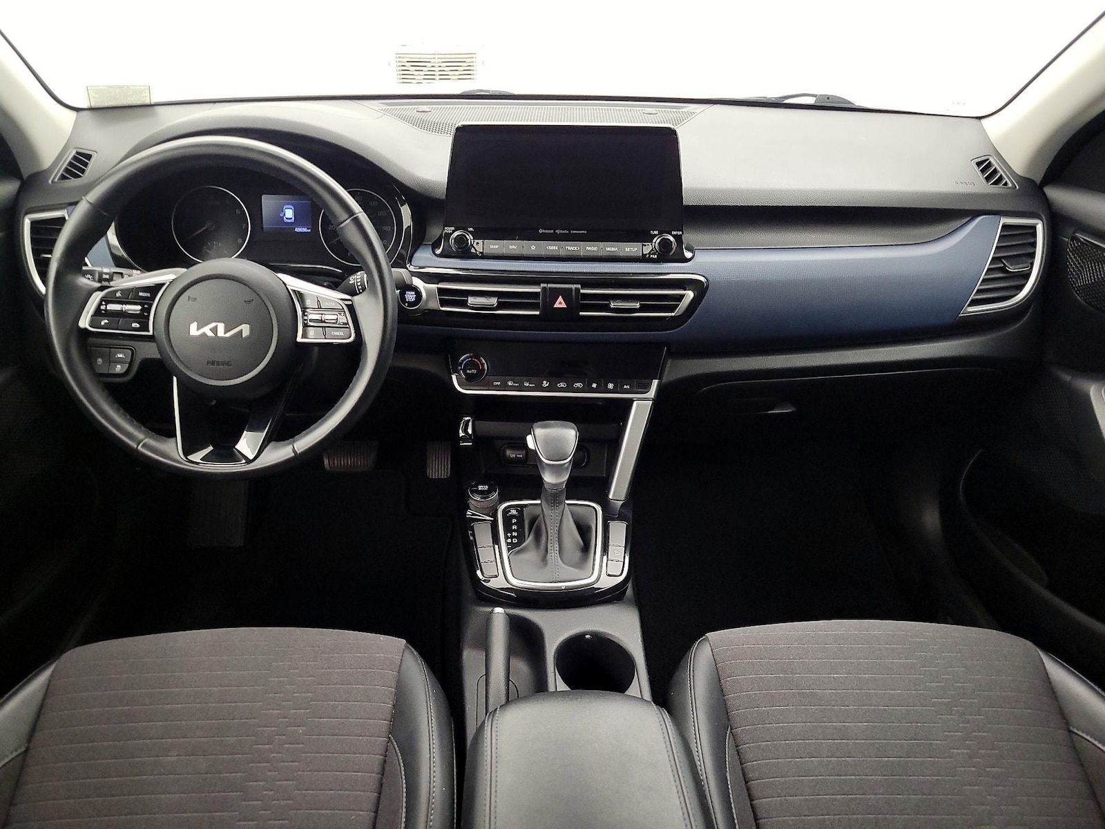 Apple CarPlay® & Android Auto™