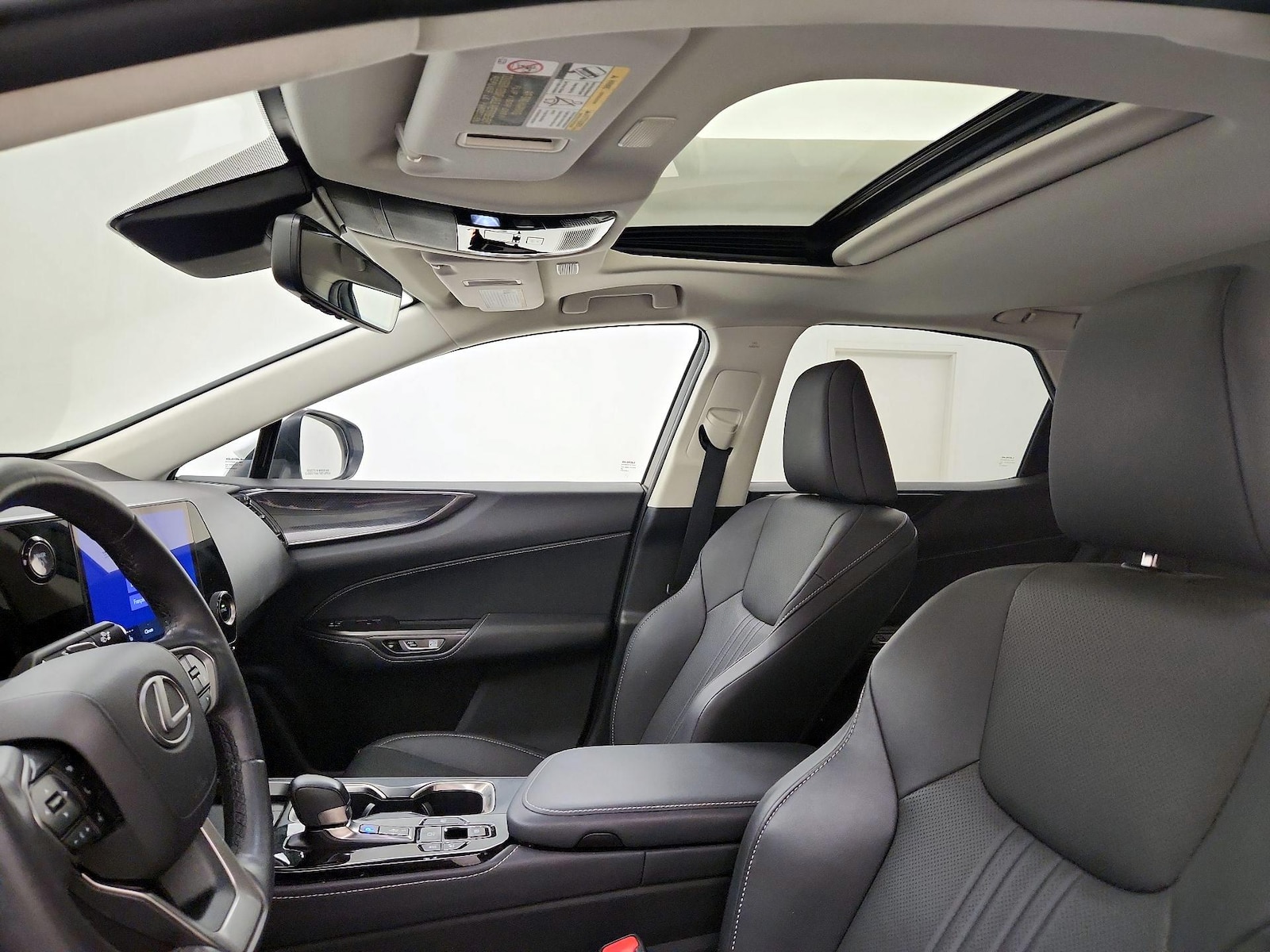 Sunroof(s) & Overhead Airbags