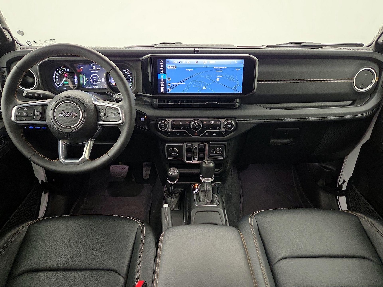 Apple CarPlay® & Android Auto™